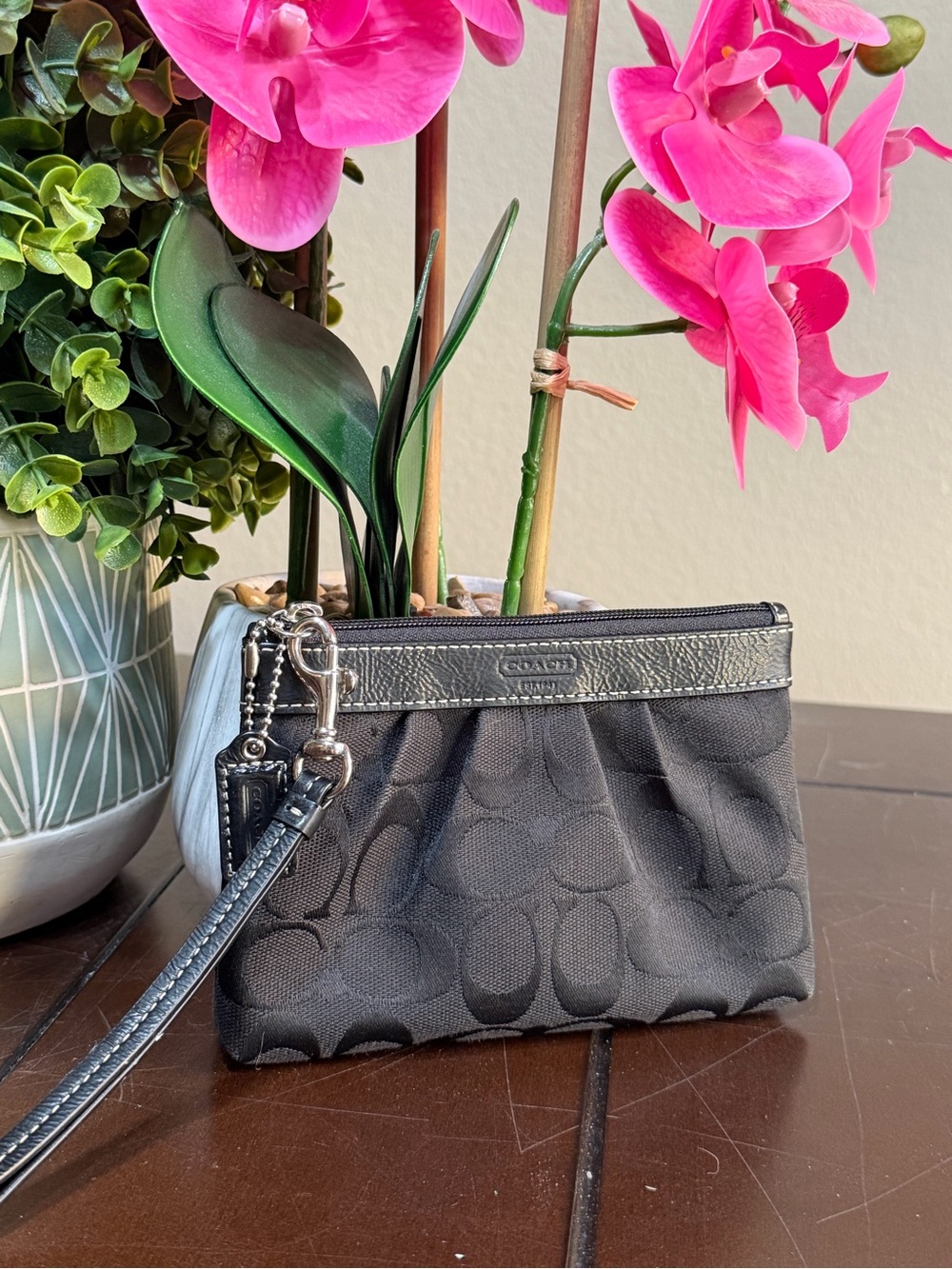 Coach black wristlet w/ hangtag